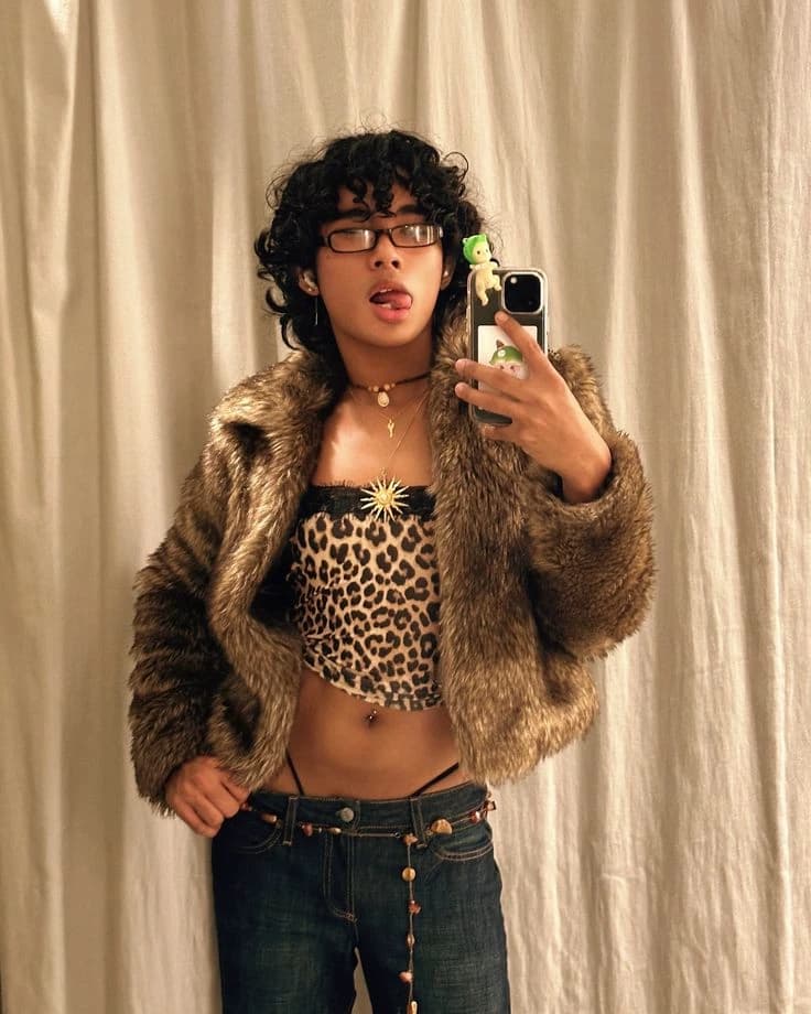 Rikaylen “Rika” Virelli || Femboy thumbnail