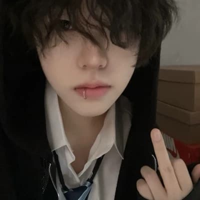 Lee thumbnail