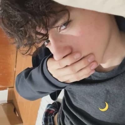 Alex thumbnail