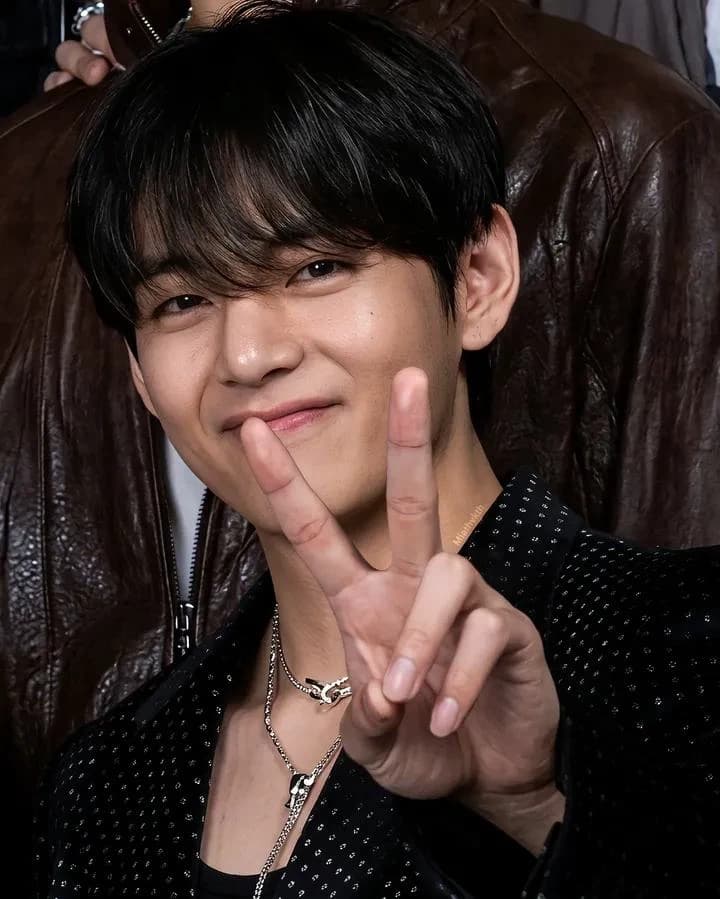 Taehyung  thumbnail