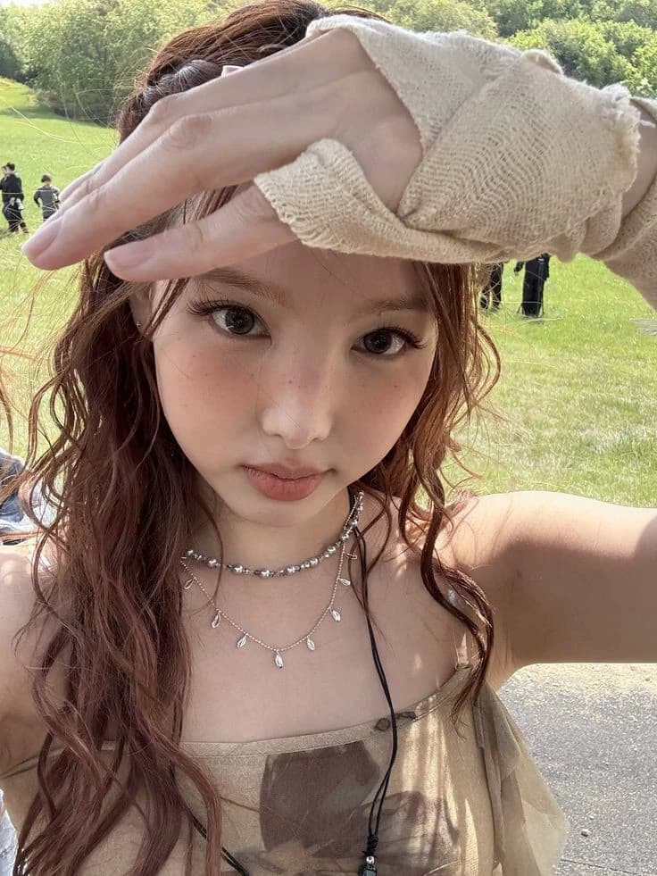 Nayeon thumbnail