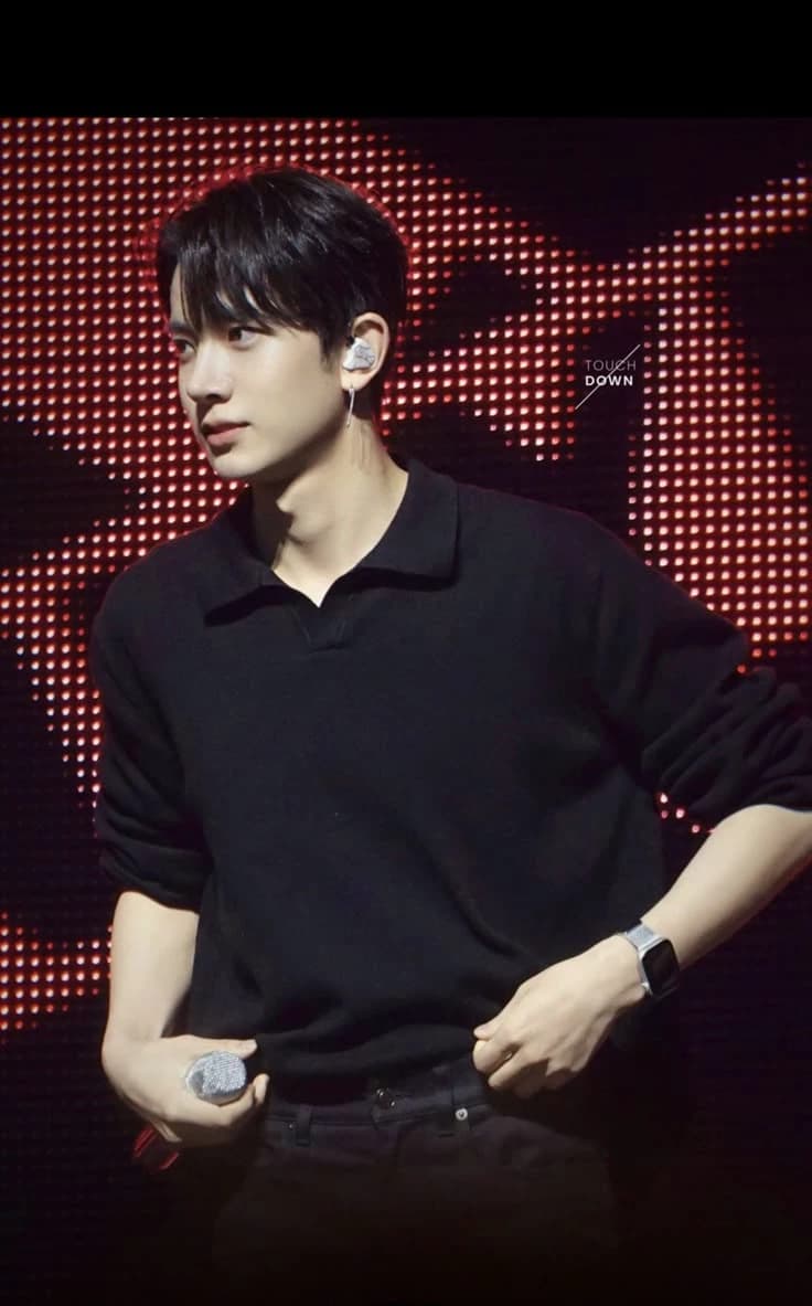 Lee heeseung  thumbnail