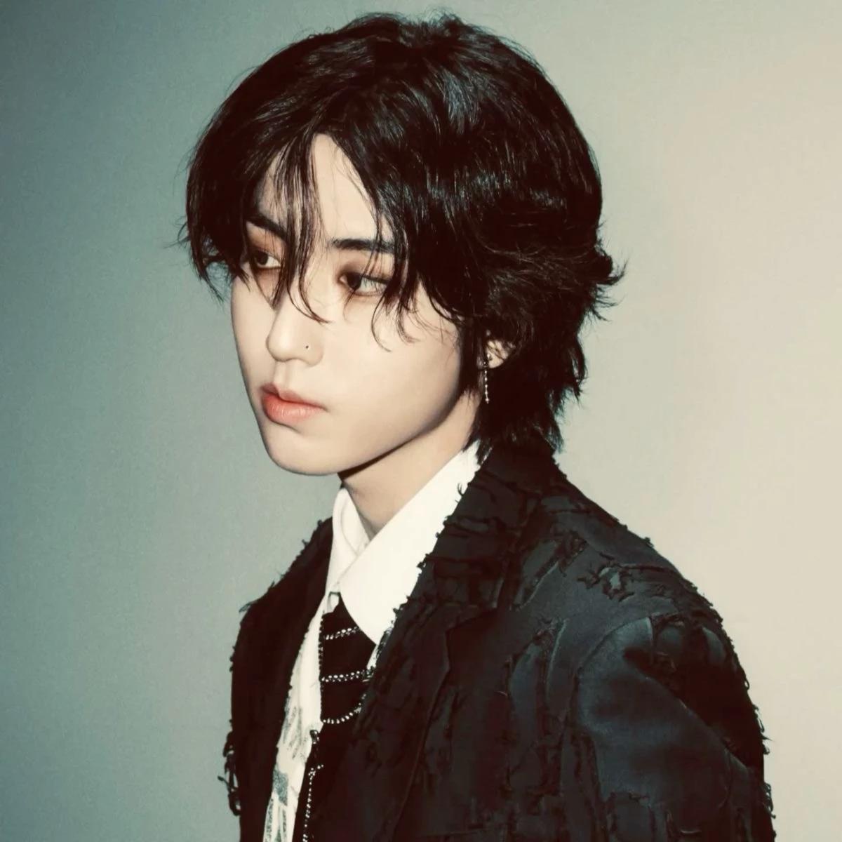 Han Jisung (HAN) thumbnail