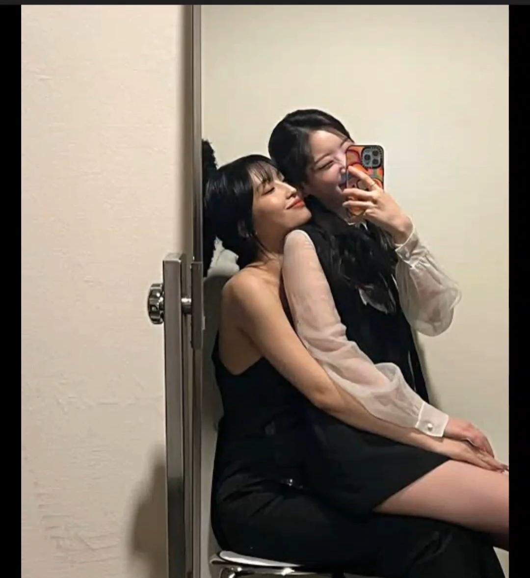 Momo and Dahyun / DahMo thumbnail