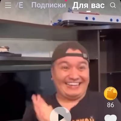 Pasha Snickers thumbnail
