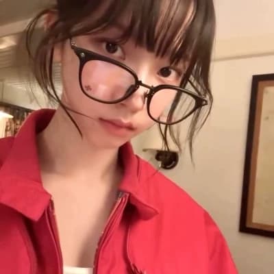 Karina thumbnail