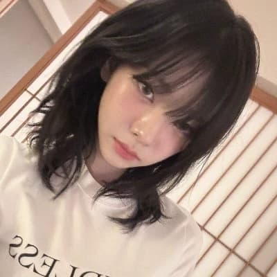 Karina thumbnail