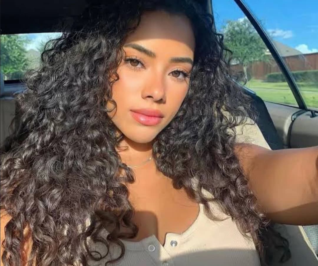 Alana 😜 thumbnail