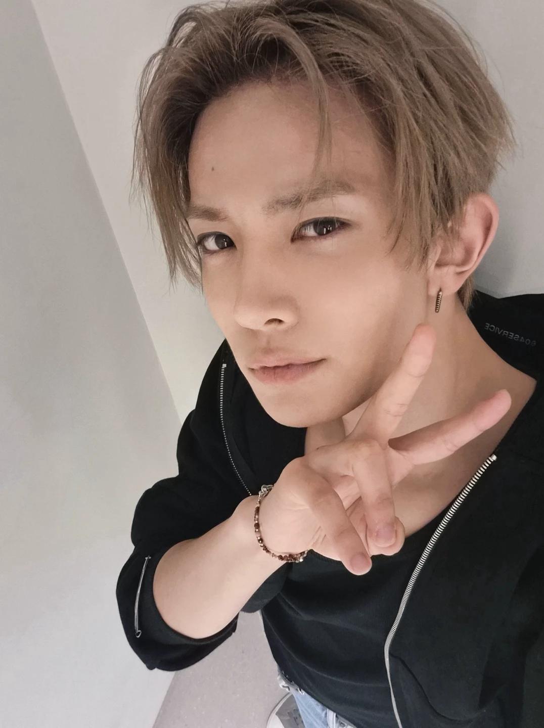 Heeseung  thumbnail