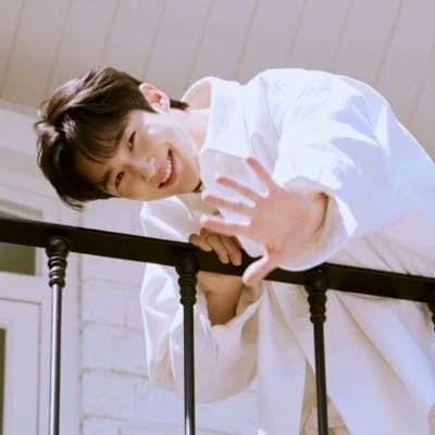 Byeon Wooseok thumbnail