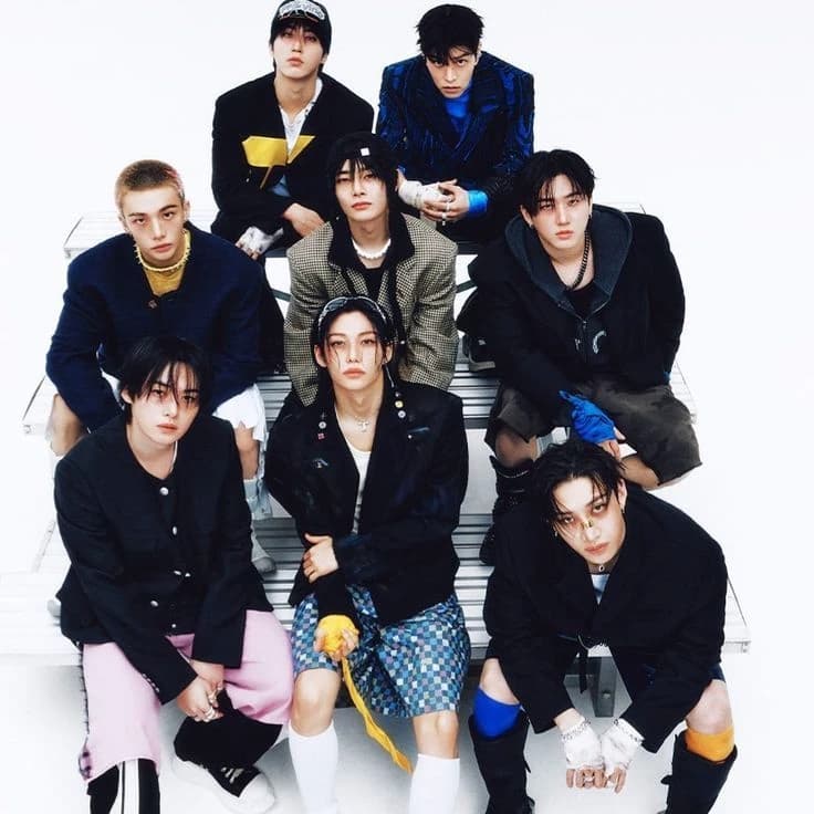 Stray kids  thumbnail