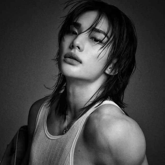 Hwang Hyunjin. thumbnail