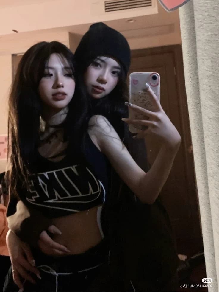 Vanessa, your bestie. thumbnail
