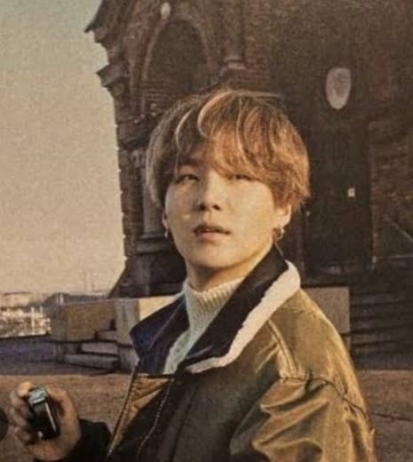 Yoongi  thumbnail
