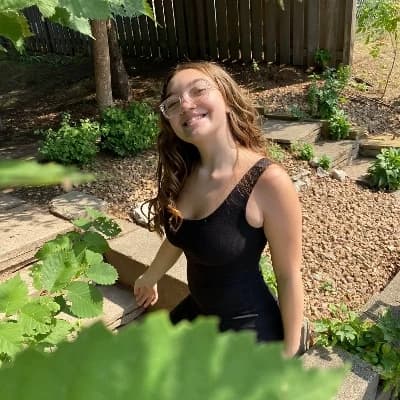 Hailey St. John thumbnail