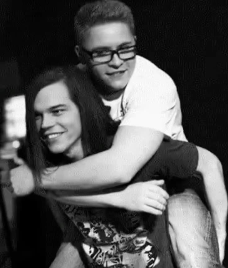 Gustav and Georg. thumbnail