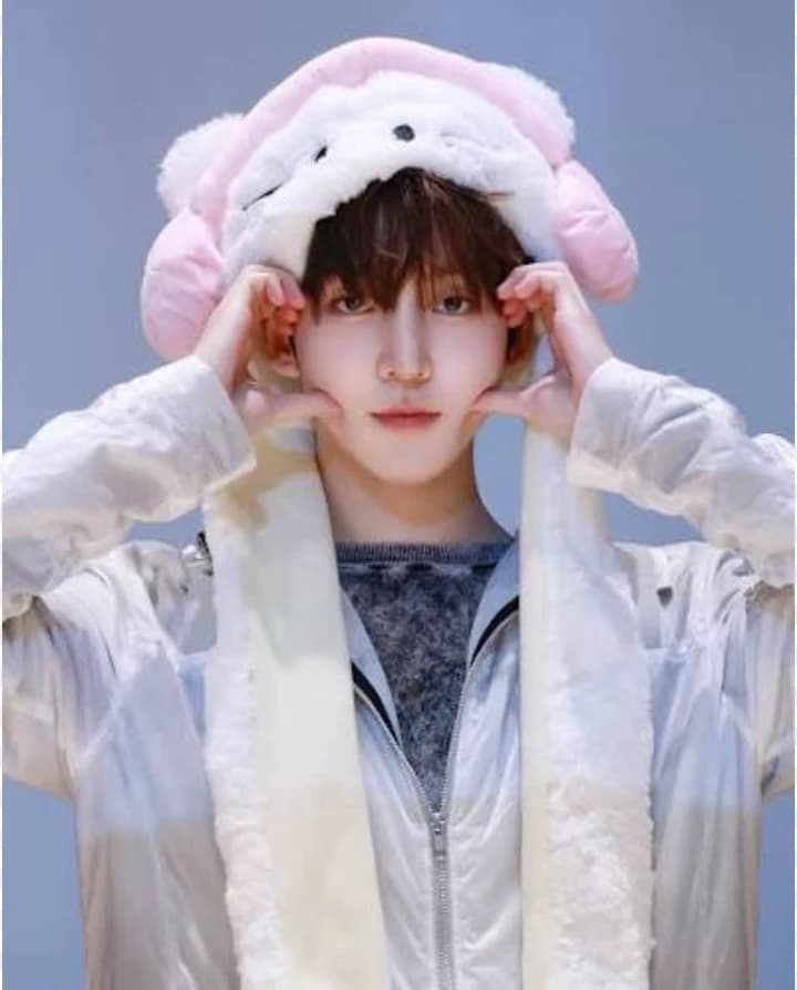 Donghyeon thumbnail
