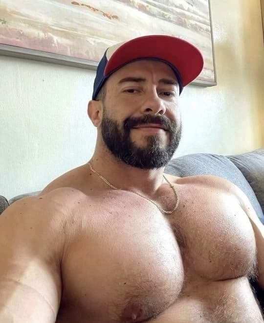 Daniel (gay, abdl) thumbnail