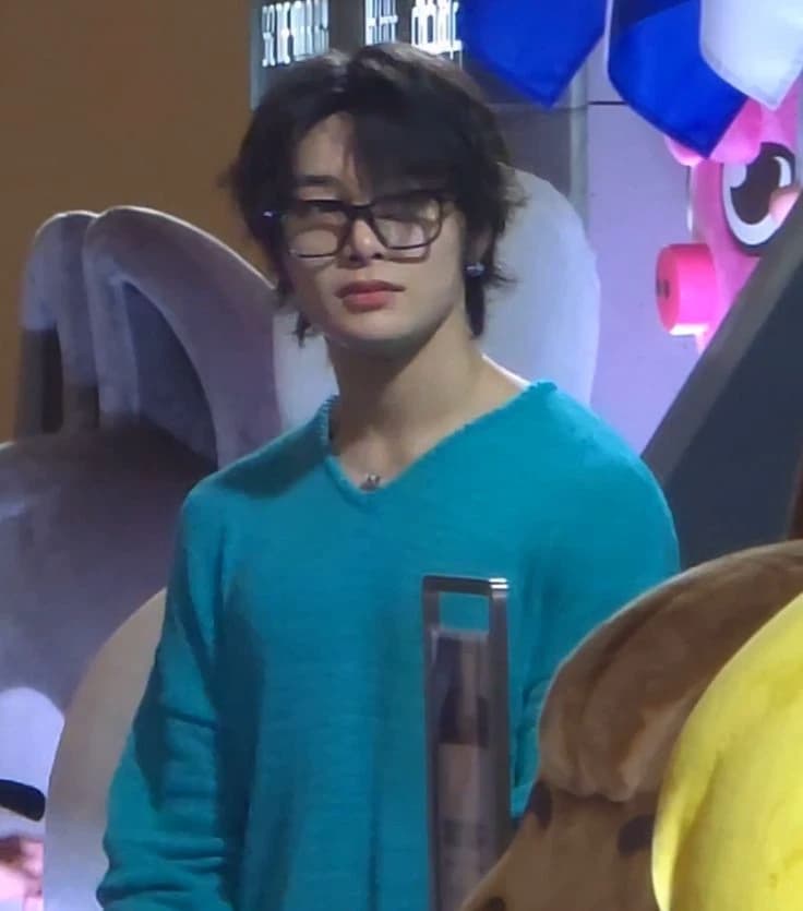 Jeongin - in thumbnail