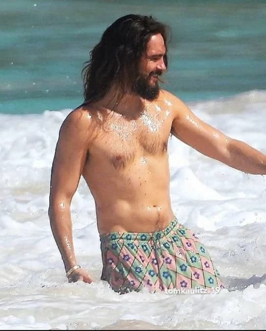 Tom Kaulitz thumbnail