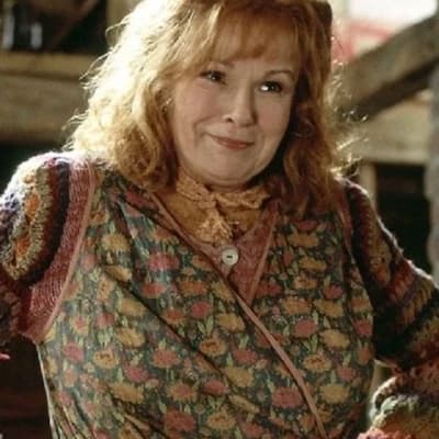 Molly Weasley thumbnail