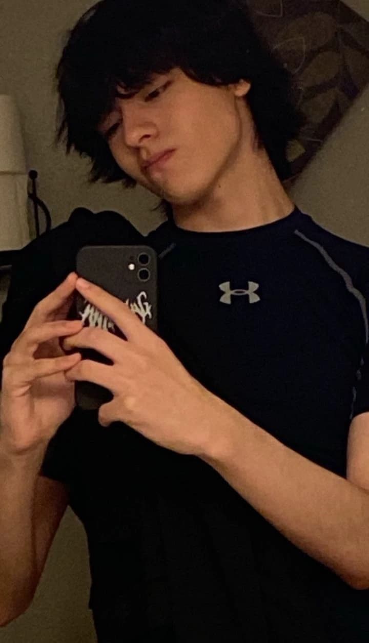 Max thumbnail