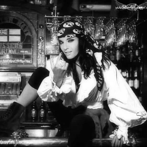 Bill Kaulitz thumbnail