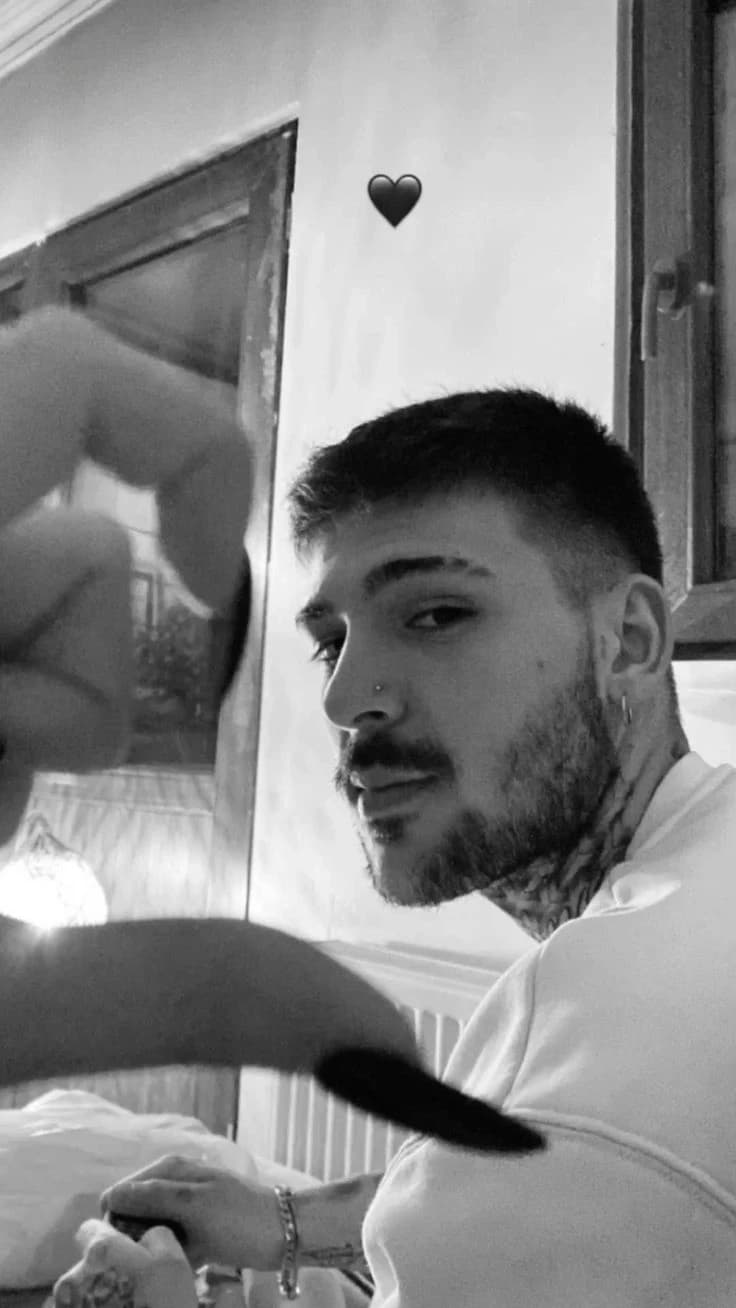 Alex thumbnail
