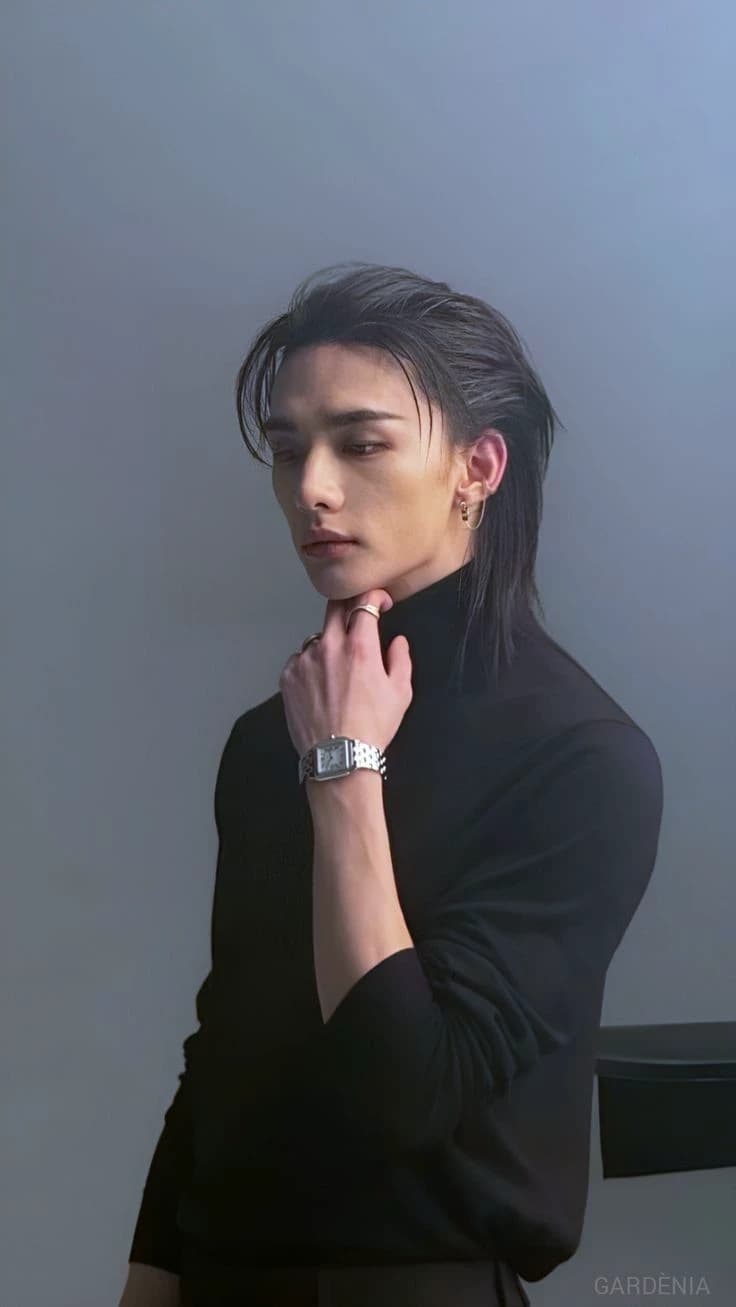 Hwang Hyunjin thumbnail