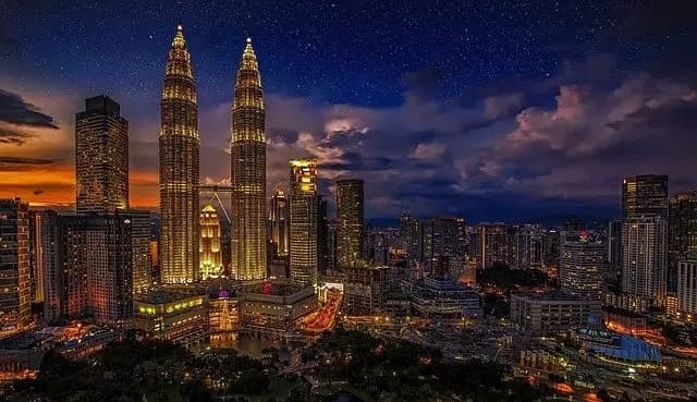 City 🌃 thumbnail