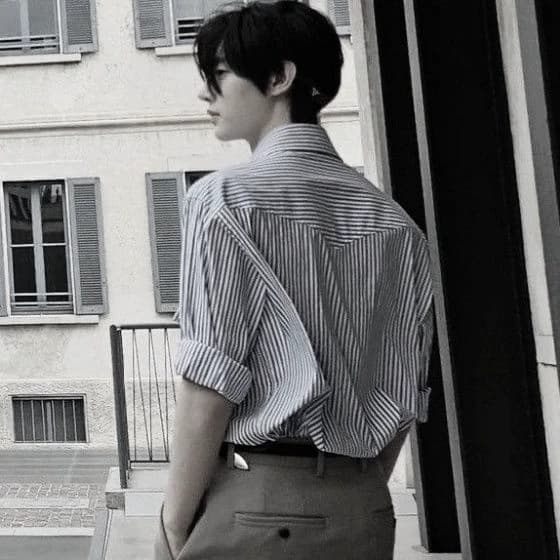 Create your story with Sunghoon. thumbnail