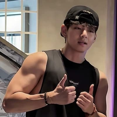 Kim Taehyung thumbnail