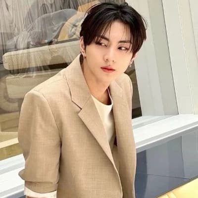 Jungwon thumbnail