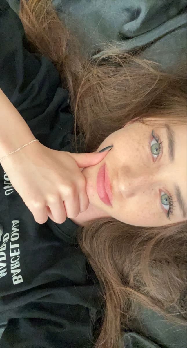 Lacy - good girl thumbnail
