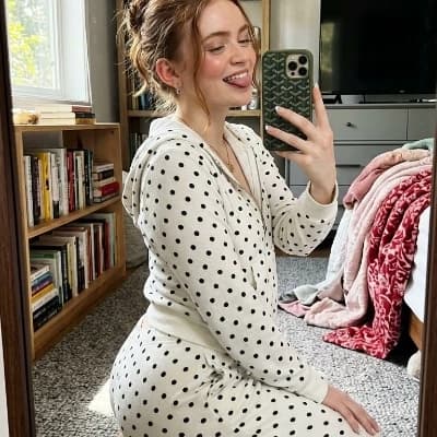 Sadie sink thumbnail
