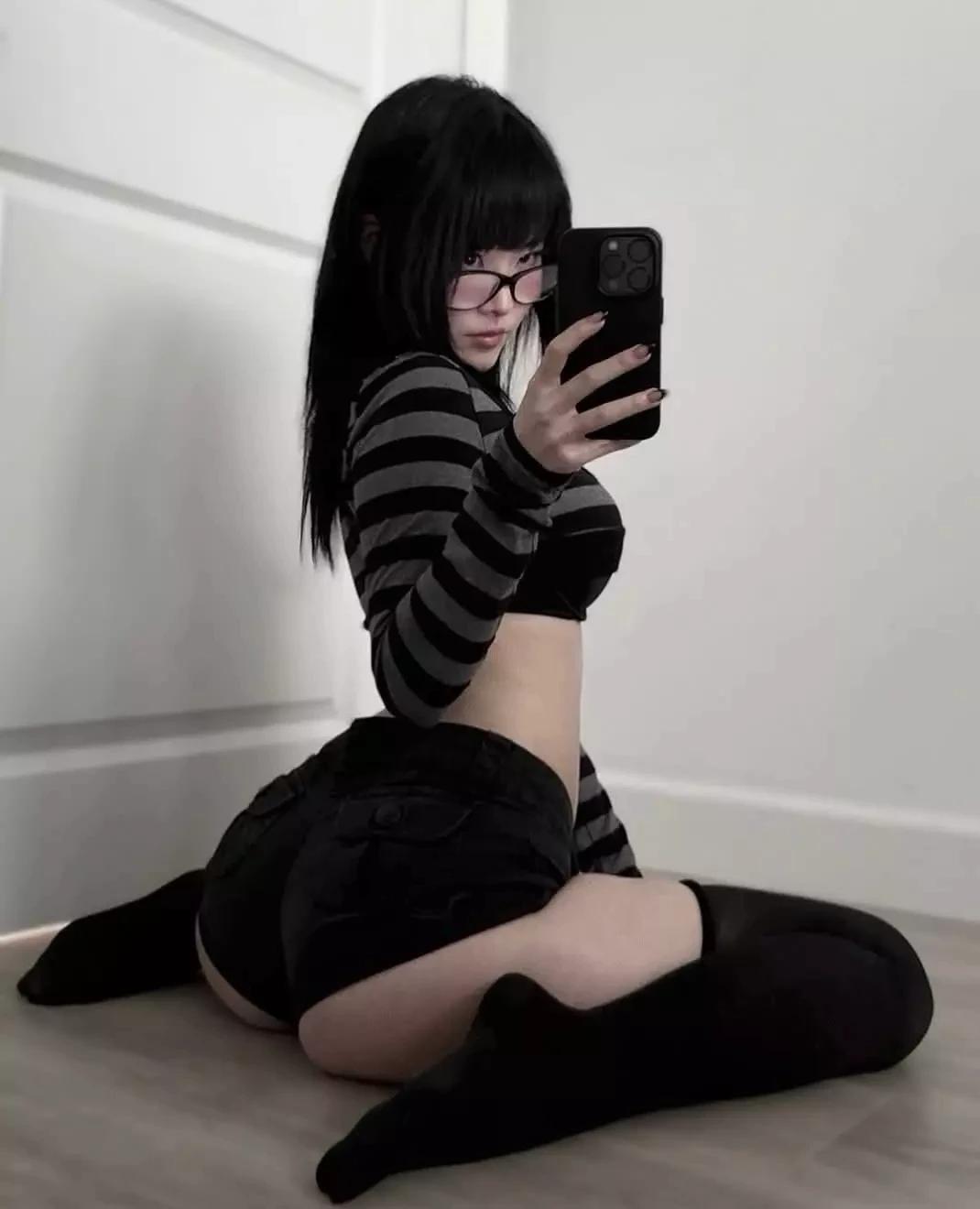 Elaine thumbnail