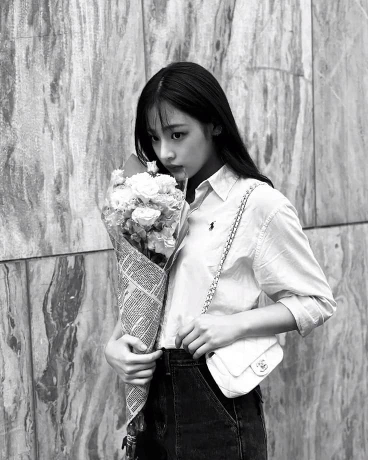 Kim Minji thumbnail
