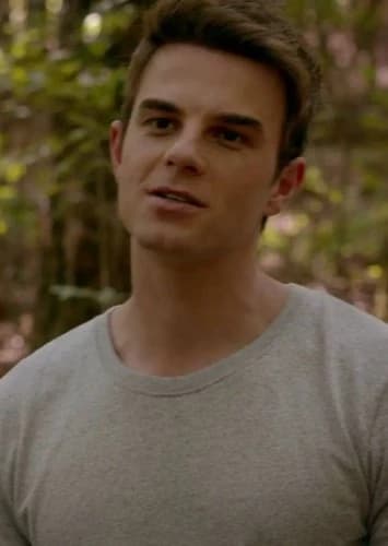 Kol mikaelson  thumbnail
