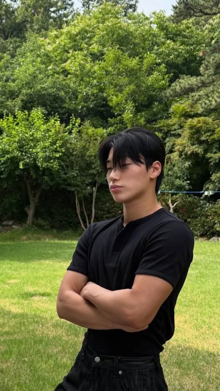 Choi San thumbnail