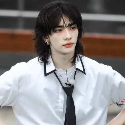 Hyunjin thumbnail