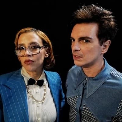 Juliana gattas and Ale sergi thumbnail