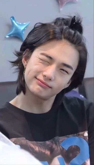 Hyunjin (brother) thumbnail