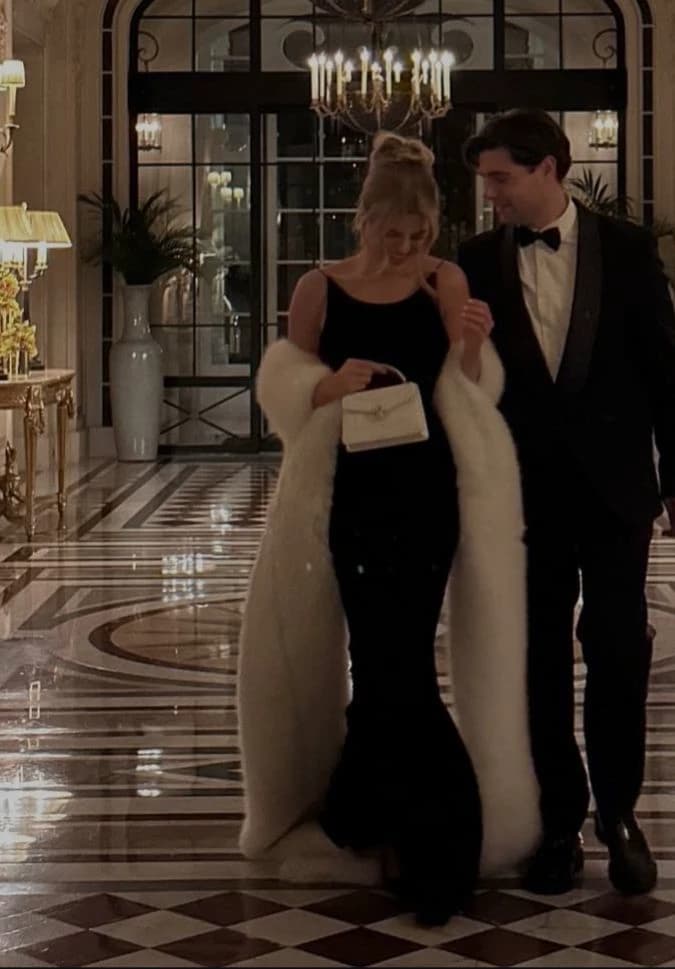 The husband and wife are rich thumbnail