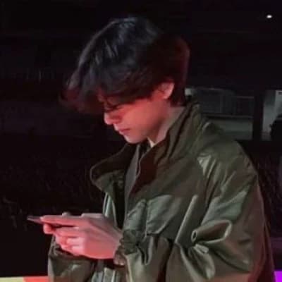 Kim Taehyung thumbnail
