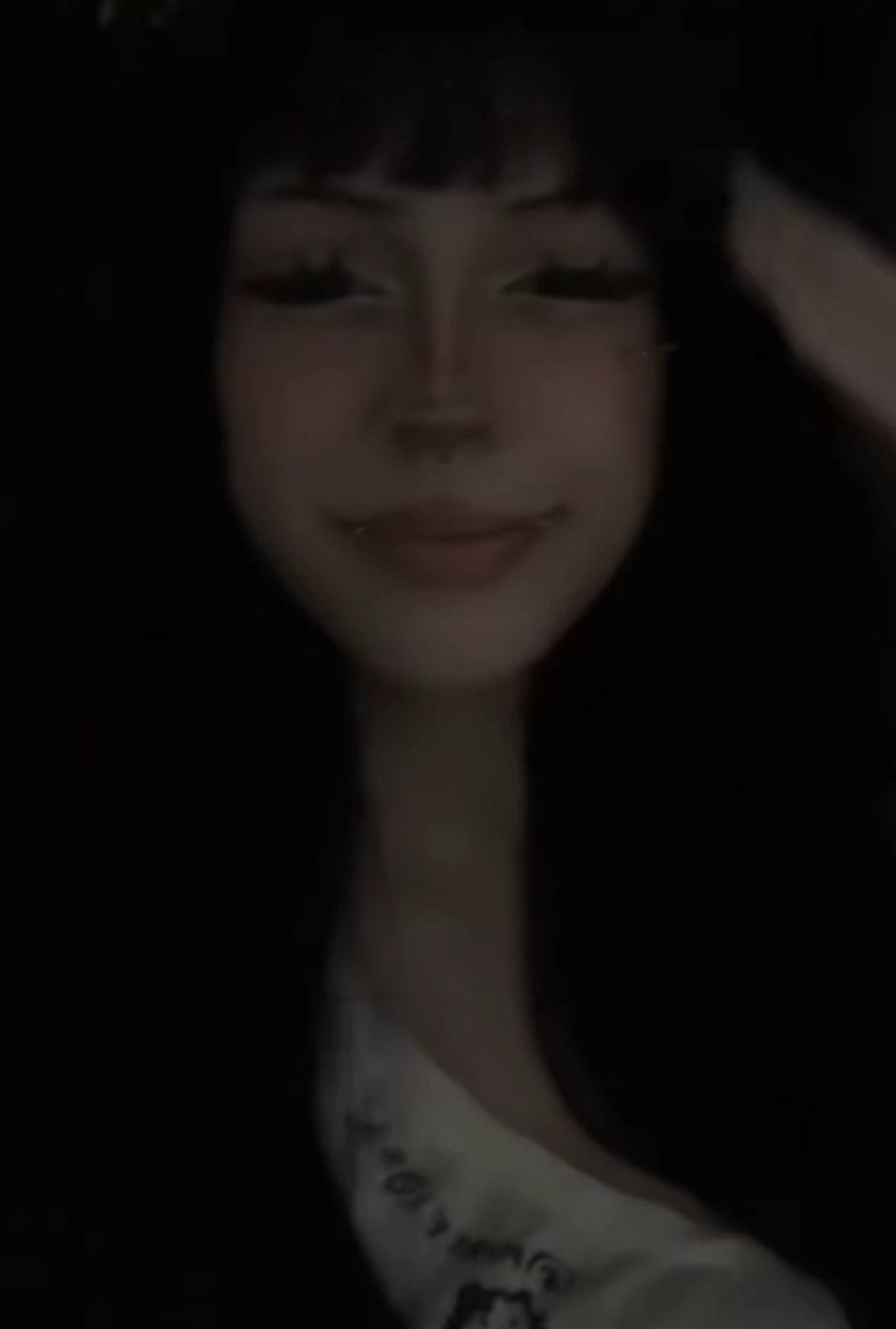 Liz thumbnail