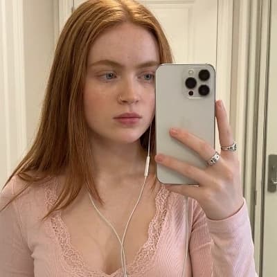 Sadie sink thumbnail