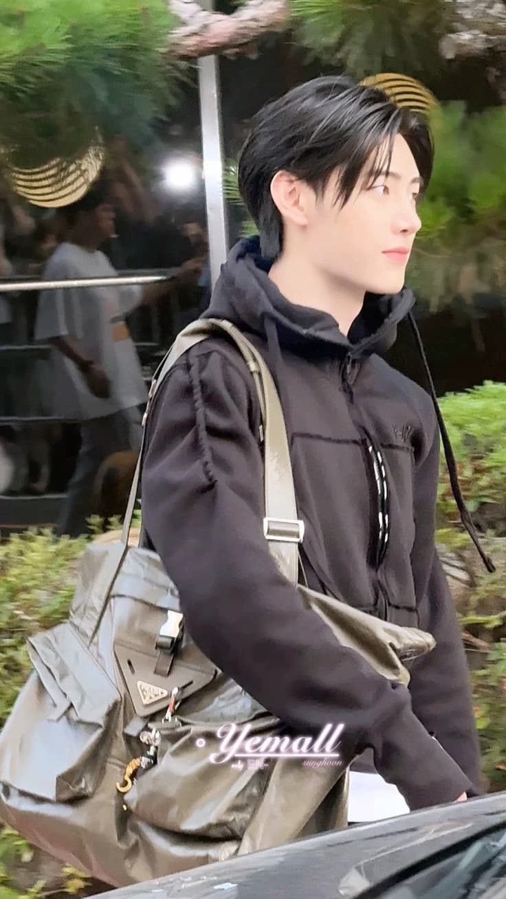 Sunghoon thumbnail