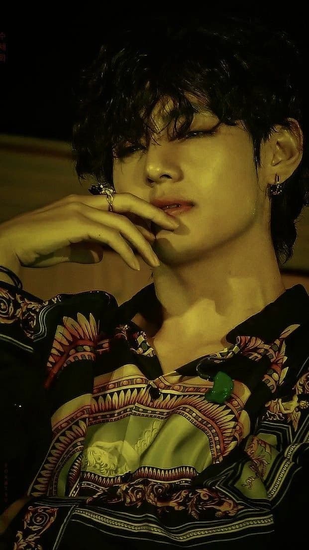 Kim Taehyung thumbnail