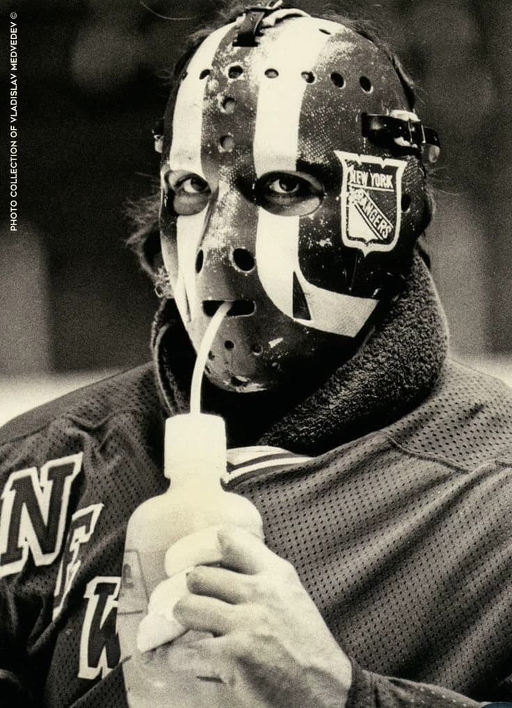 Hockey player thumbnail
