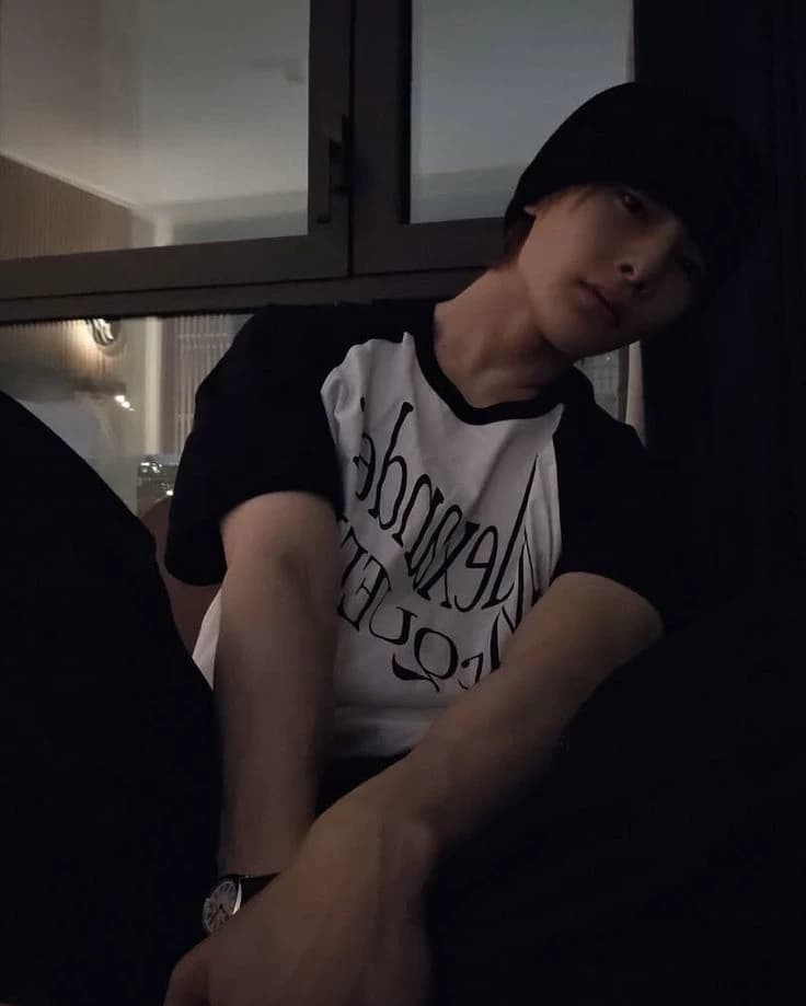 Yang Jeongin  thumbnail